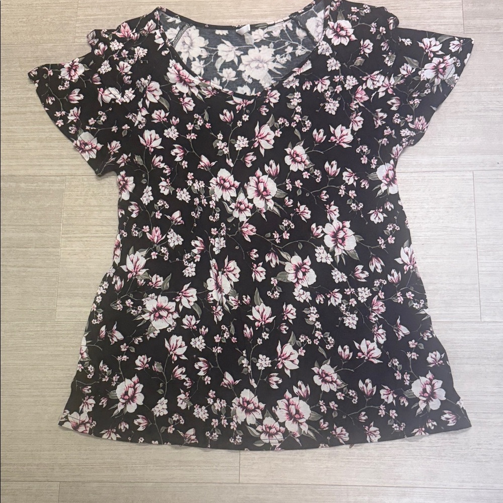 YVH Floral Black and Pink Women's Top Size L